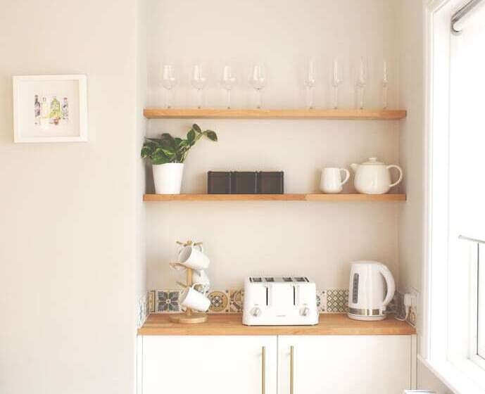 Charming Three Bed Home Near City Centre And Hospital