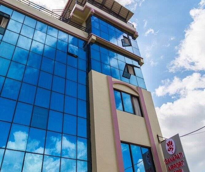 هتل Ganapati Airport