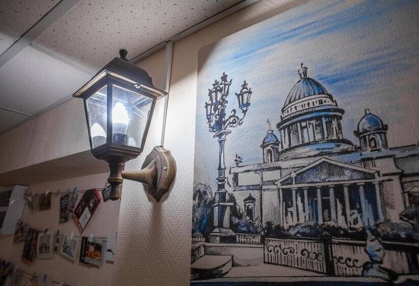 Majatalo Guesthouse Whitenight