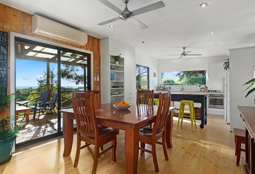 13 Scenic View Drive