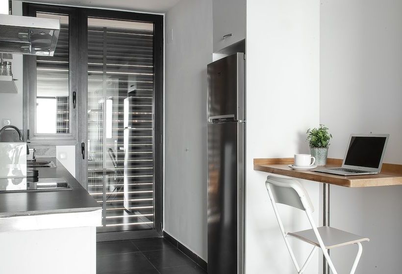 Santa Romana Apartments & Suites