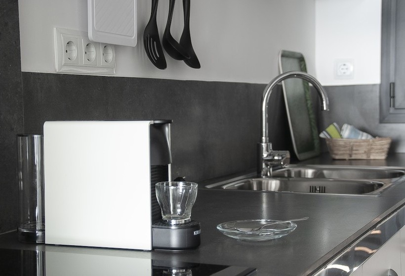 Santa Romana Apartments & Suites