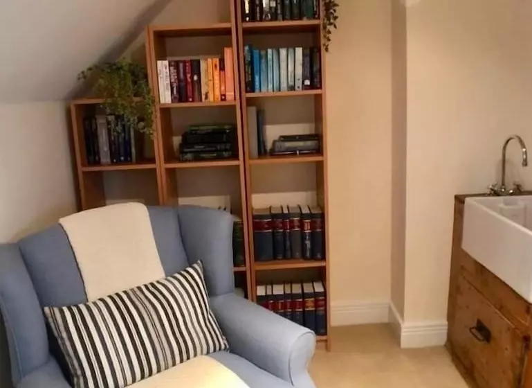 Spacious House In Jericho Oxford