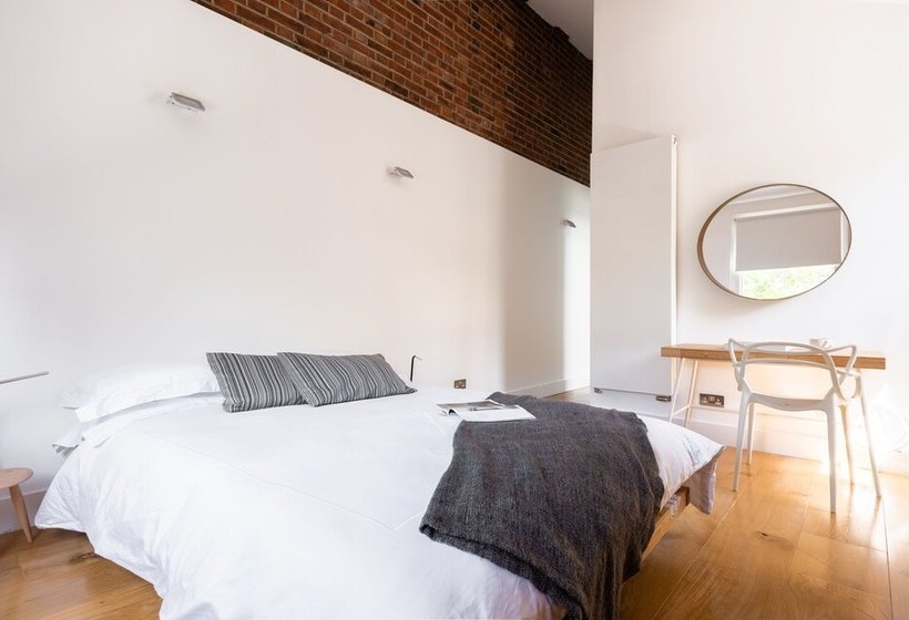 The Latimer Road Escape  Modern 4bdr House With Garden