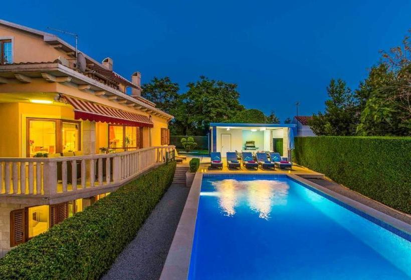 Villa Rosa Labin