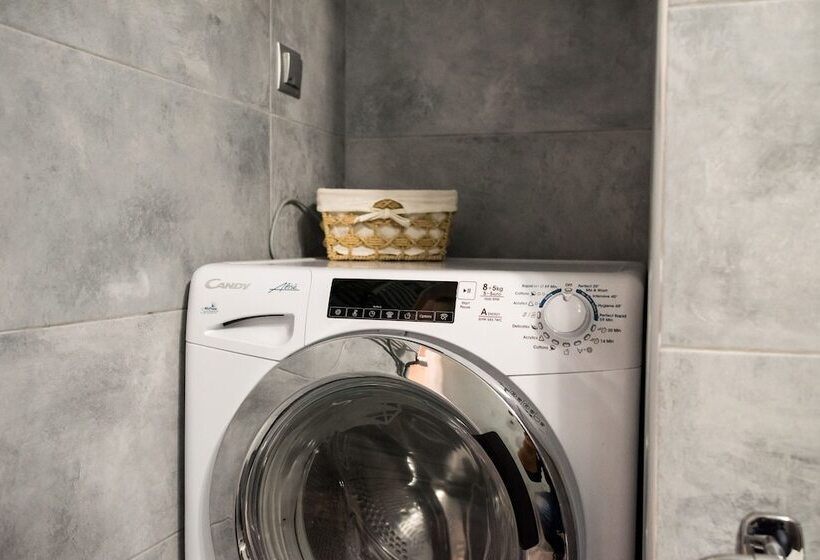 Gazi Divine Apartment