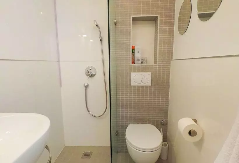 Dolce Vita Stone House Hvar