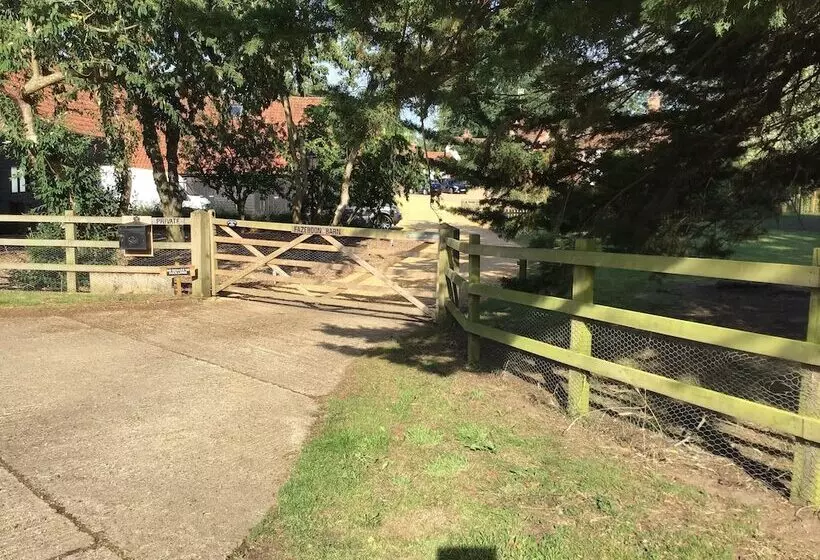 Fazeboons Barn