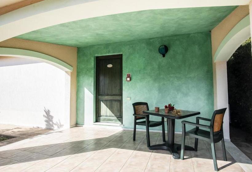 פונדק Papaveri E Grano