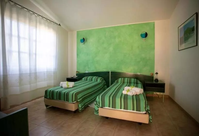 Hostelli Papaveri E Grano