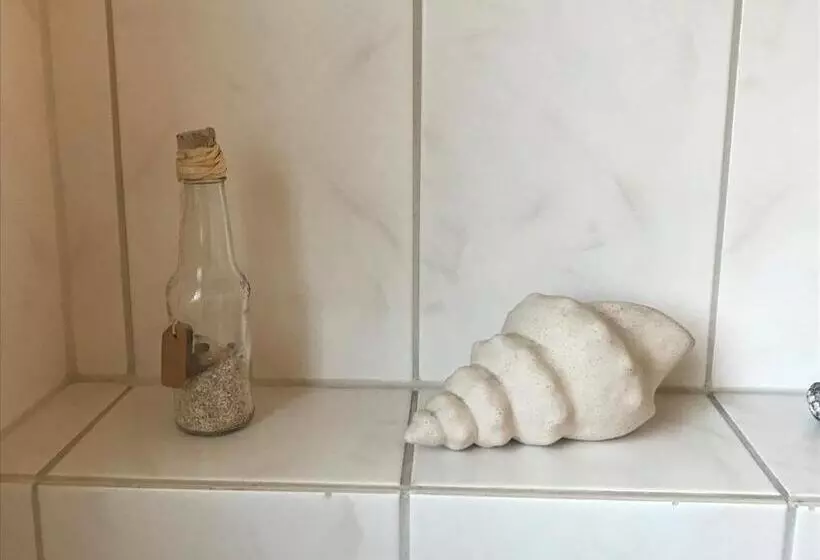 Messe Cgn/dus Großräumige Wohnung In Guter Verkehrslage