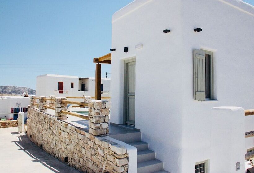 פנסיון Aeris Suites