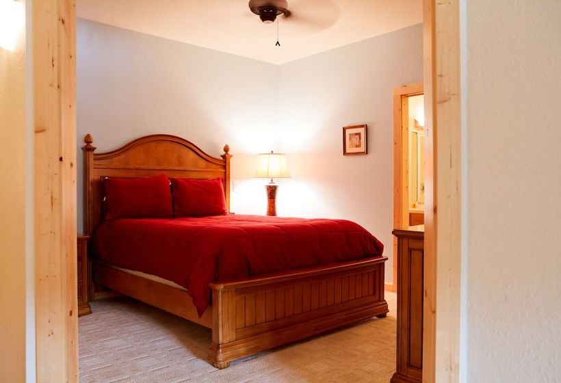 ペンション The Lodge At Cat Creek