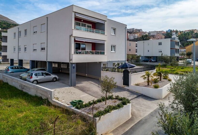 Urban Villa Penthouse