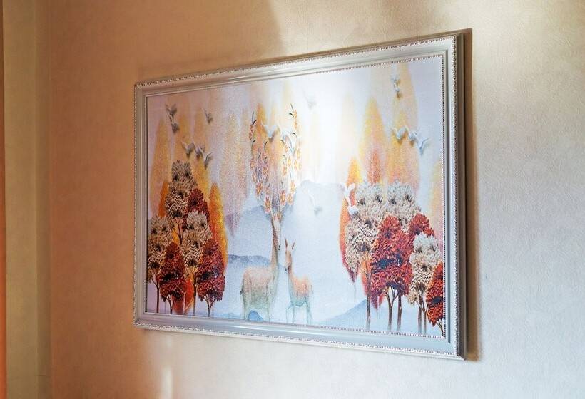 Apartment On Bolshoy Kondratievskiy 4