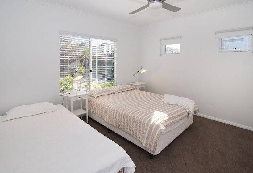 Casa Azzura   Beachside Entertainer