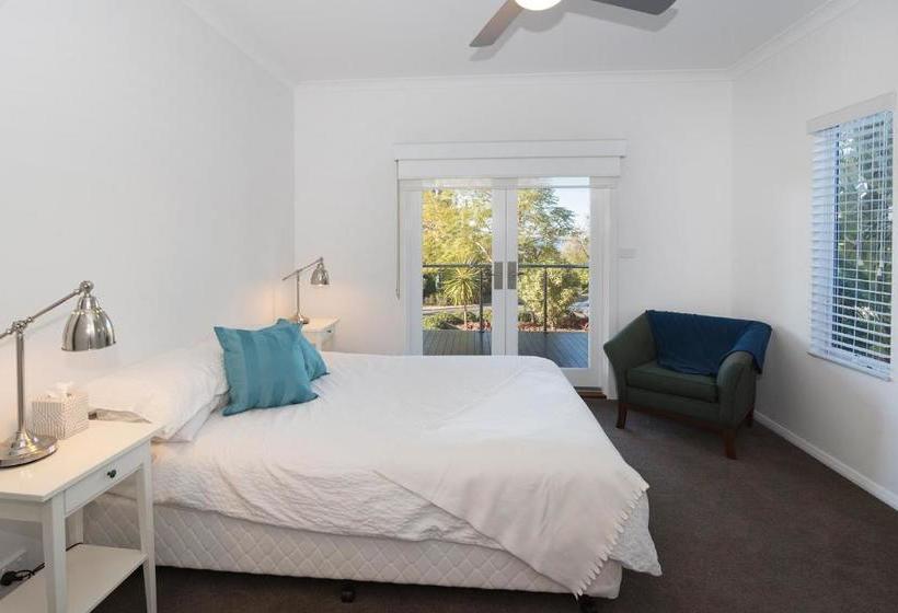 Casa Azzura   Beachside Entertainer