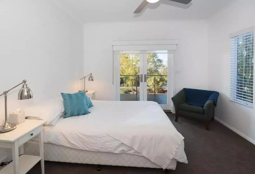 Casa Azzura   Beachside Entertainer