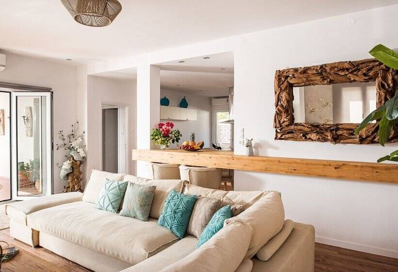 Domus Aqua, Member Of Domus Elegance Collection