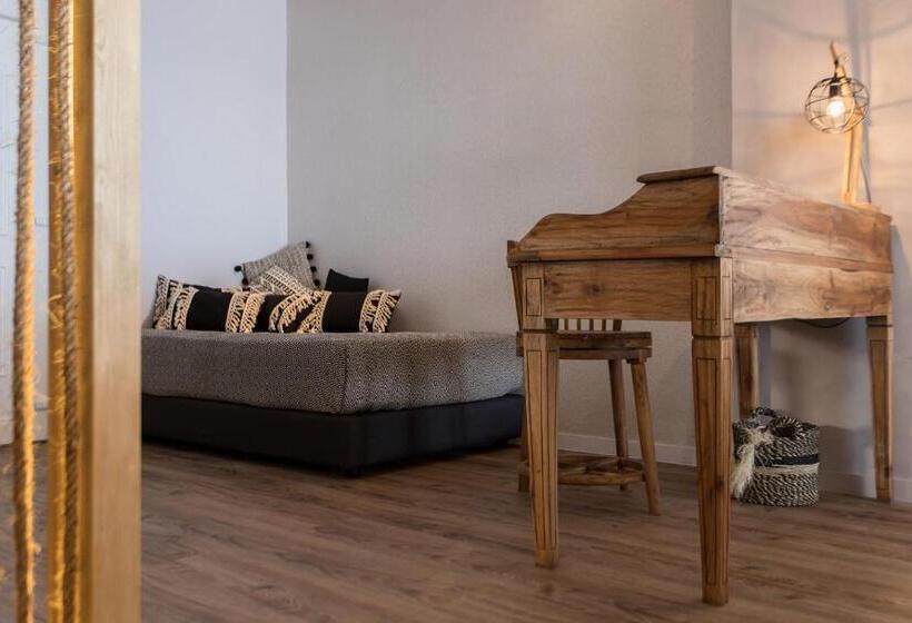 Domus Aqua, Member Of Domus Elegance Collection