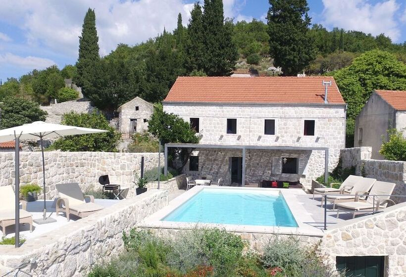 Hedera Estate, Villa Hedera Viii