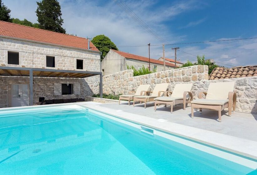 Hedera Estate, Villa Hedera Viii