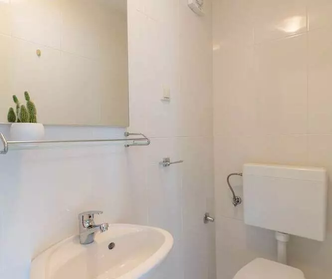 Hedera Estate, Villa Hedera Viii