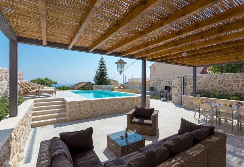 Hedera Estate, Villa Hedera Viii