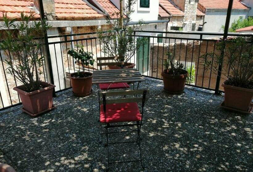 House Cozy House Sara