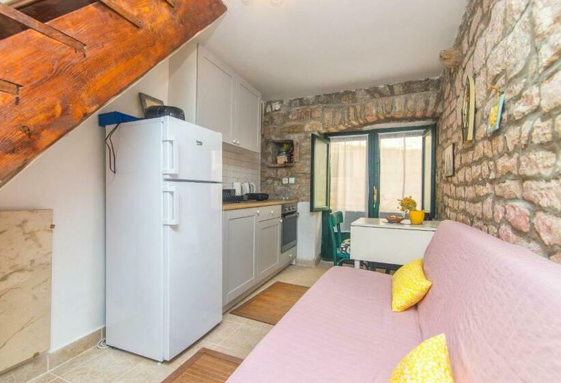 House Cozy House Sara