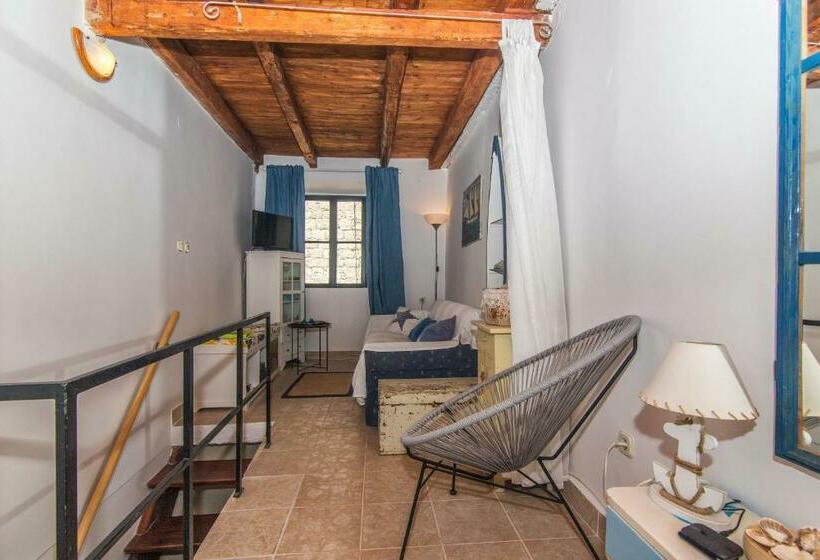 House Cozy House Sara