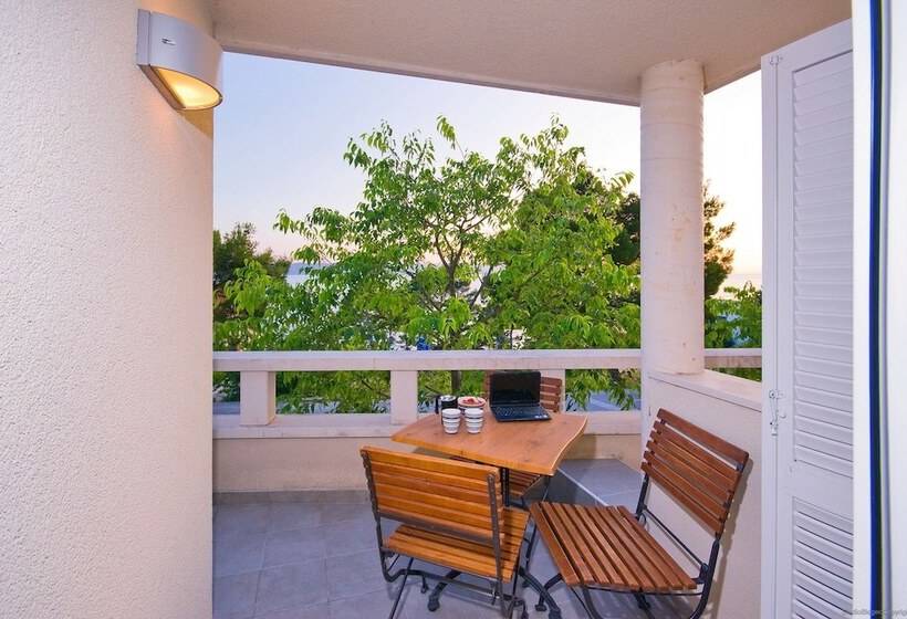 פנסיון Villa Medic