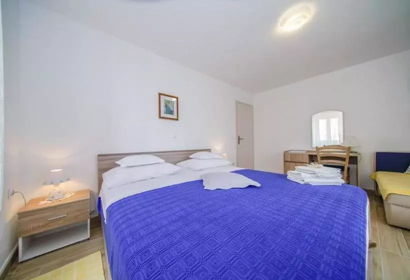 Apartment Akacija