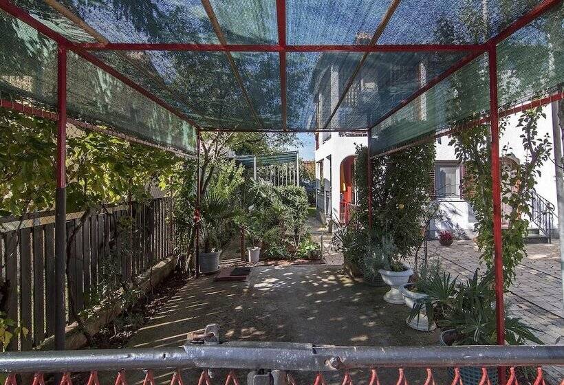 Apartments Ana Valbandon