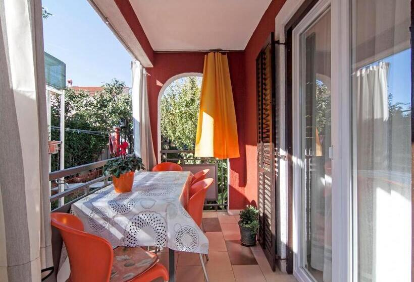 Apartments Ana Valbandon