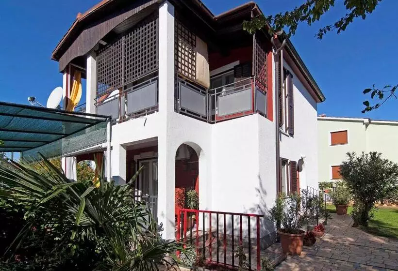 Apartments Ana Valbandon