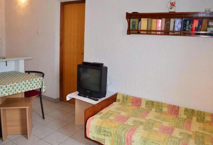Apartments Biba Illeilic