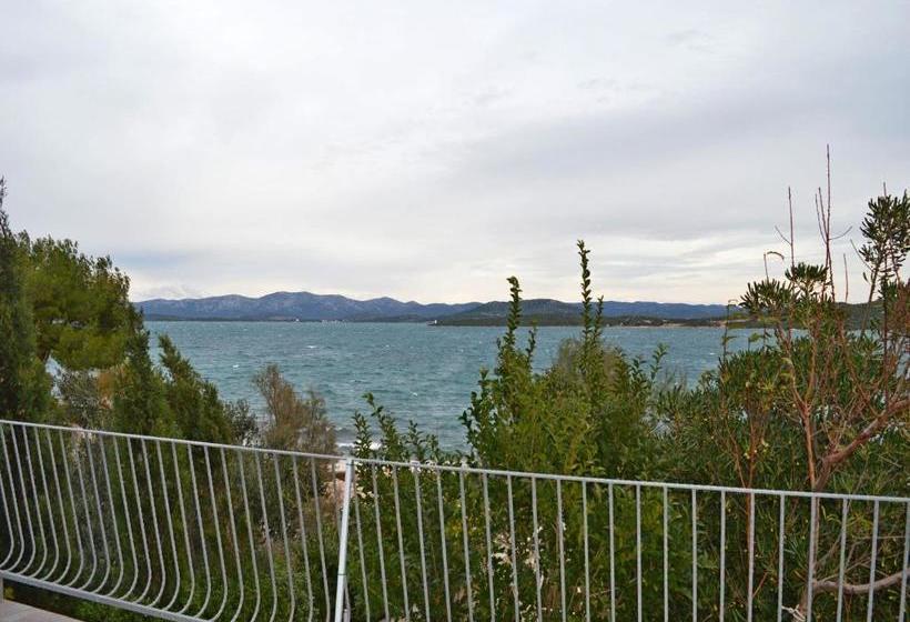 Apartments Biba Illeilic