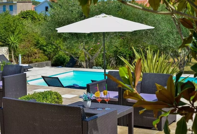 Apartments Villa Ana