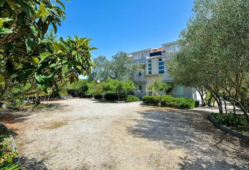 Apartments Villa Ana