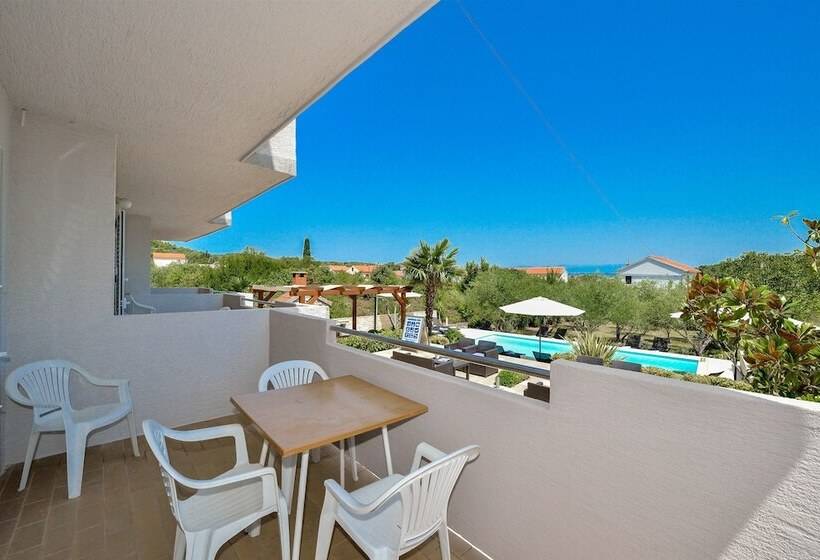 Apartments Villa Ana