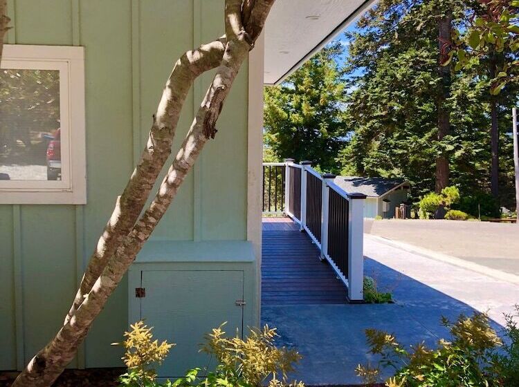 酒店 Seafoam Lodge