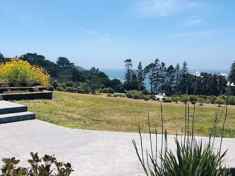 Hotelli Seafoam Lodge