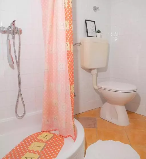 Majatalo Apartment And Rooms Vilma
