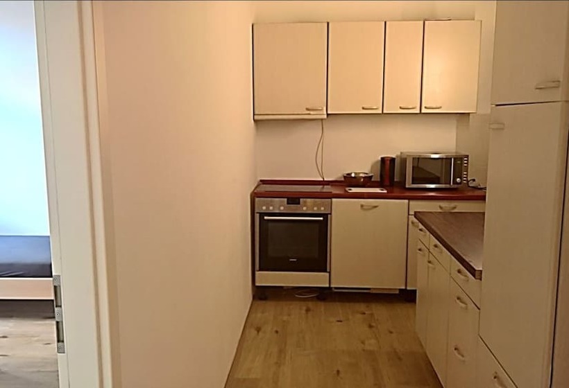 Пансион Monteurzimmer Viernheimmannheim