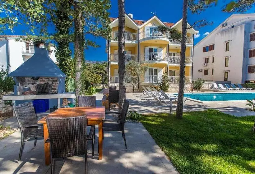 Villa Ana Jadranovo