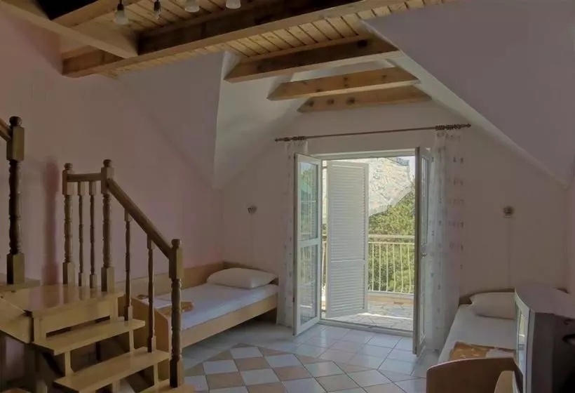 Villa Ana Jadranovo