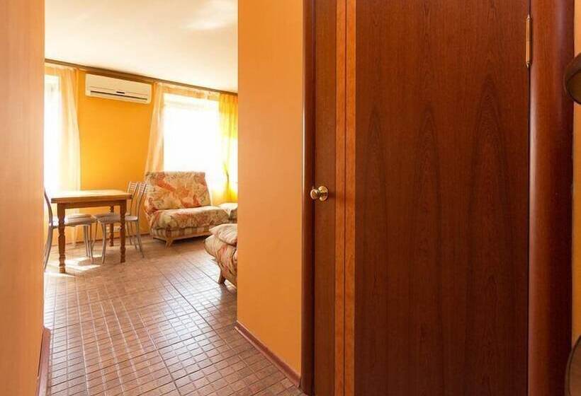 Apartments On Zatsepskiy 4