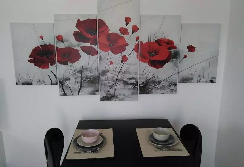 Appartement 2 Pièces Avec Grande Terrasse