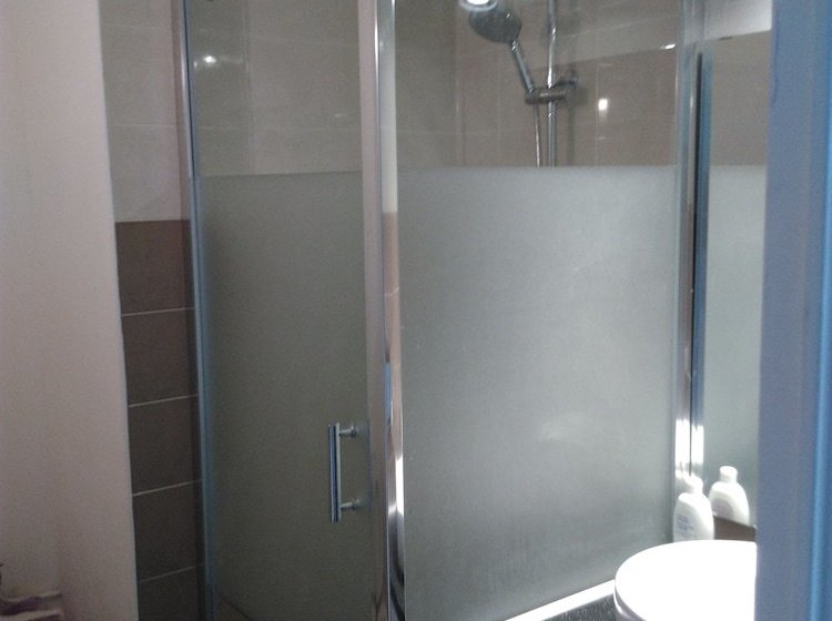 Appartement 2 Pièces Avec Grande Terrasse